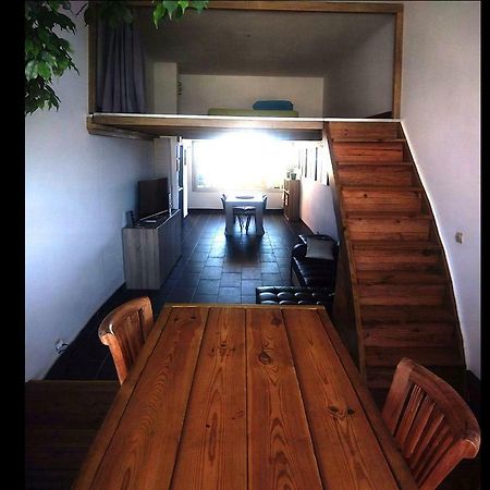 Loft Mezzanine Verriere Avec Vue Apartment Saint-Denis Ngoại thất bức ảnh