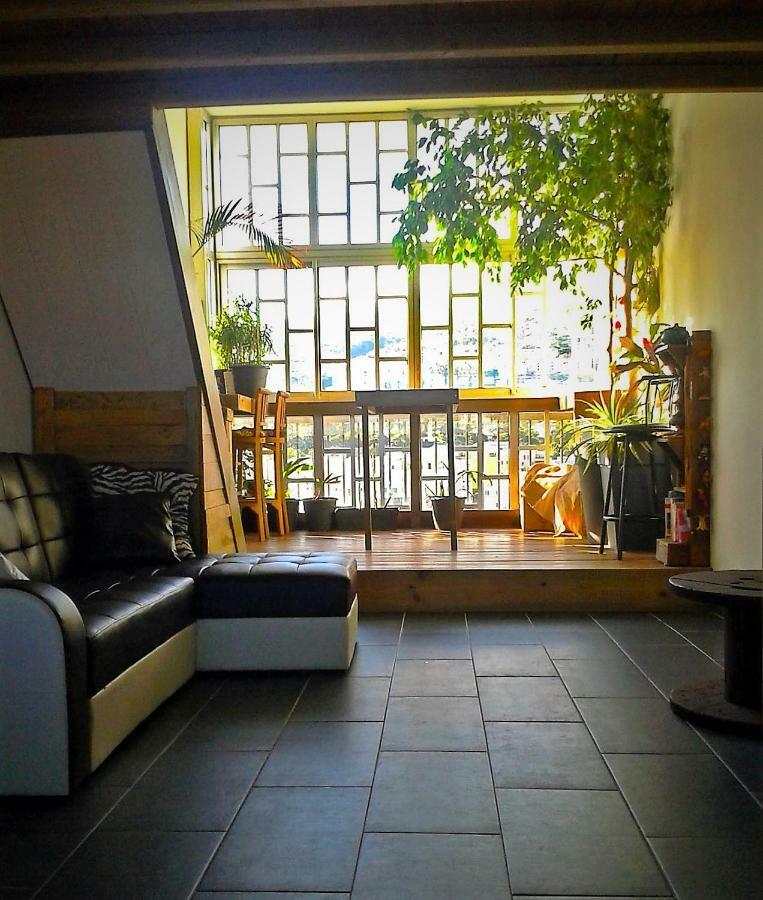 Loft Mezzanine Verriere Avec Vue Apartment Saint-Denis Ngoại thất bức ảnh